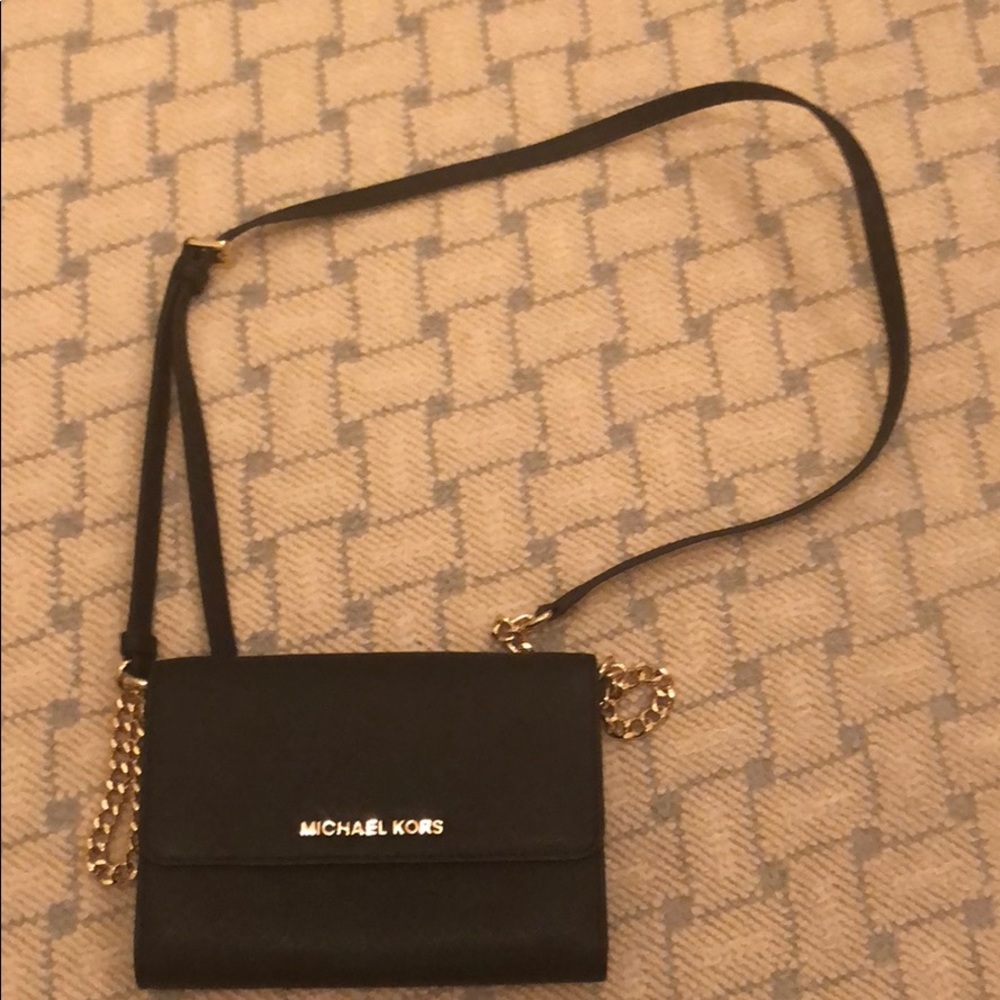 Black Michael kors crossbody